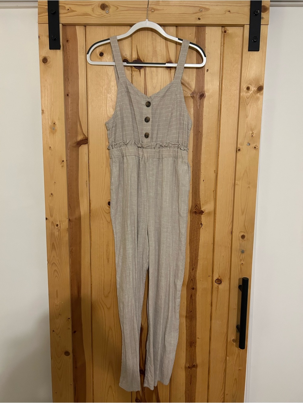 Romeo & Juliet Couture Neutral Beige Textured Button-Front Jumpsuit